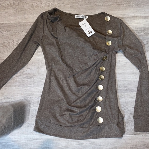 NWT Super Cute Maternity/Breast Feeding Top - Picture 5 of 10